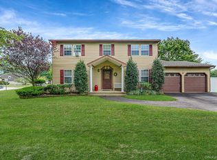 102 Camille Ln, East Patchogue, NY 11772