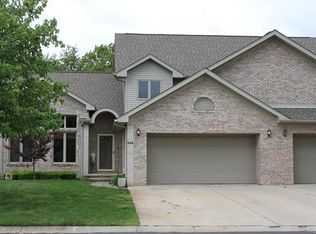 614 Olde Ivy Ln, Howell, MI 48843