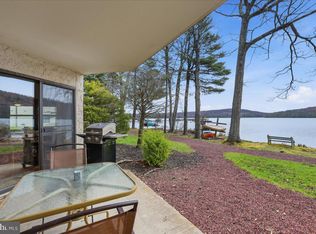 45 Midlake Dr #101G, Lake Harmony, PA 18624