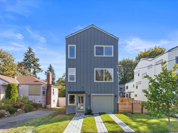 10330 Ashworth Avenue N, Seattle, WA 98133