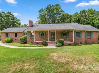 1227 Silverbrook Rd, Chester, SC 29706