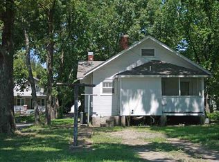 1115 Kearney St, Manhattan, KS 66502