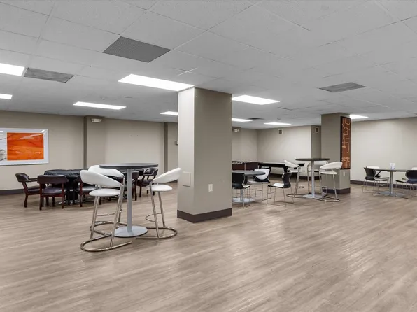 1705 Harmon Cove Tower image 40 of 49