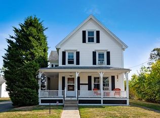 72 Kilby St, Woburn, MA 01801