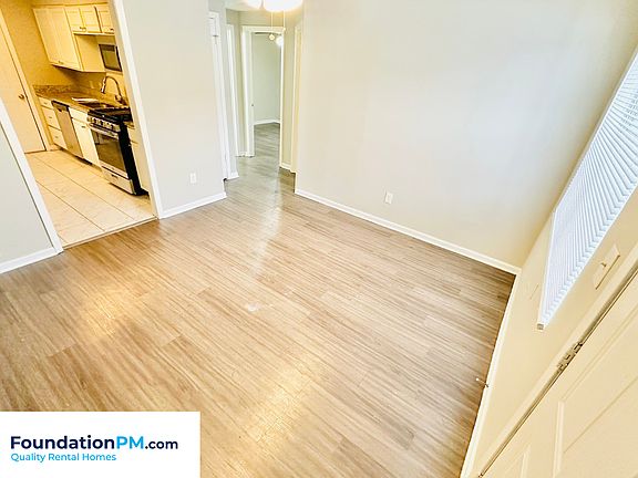 3rd image of 267 Greenlaw Ave #10964266