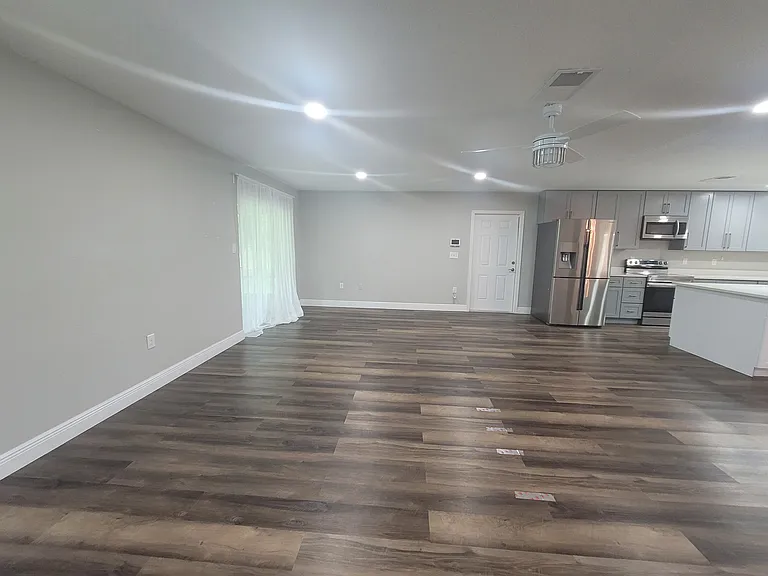 10481 Montpelier Cir — Photo 14