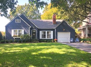 5624 Aberdeen Rd, Fairway, KS 66205