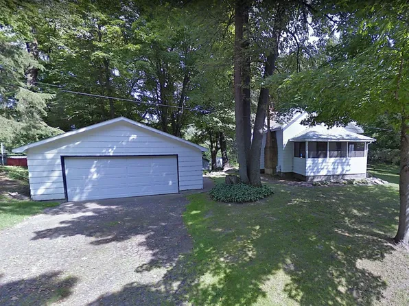 430 Hill St, Isle, MN 56342