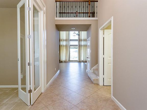 5th image of 5226 Pebble Bluff Ln