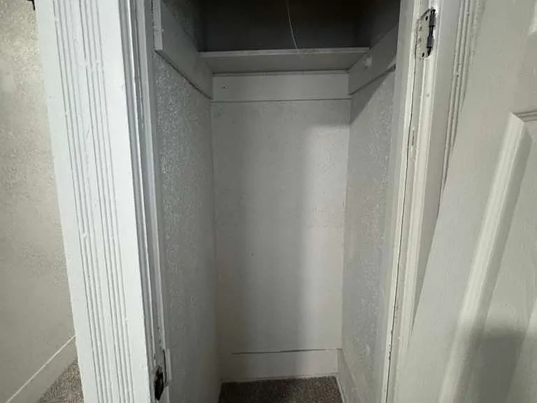 3427 Lexington Ave — Photo 21