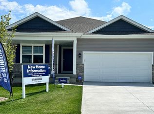 2006 N 7th St, Indianola, IA 50125