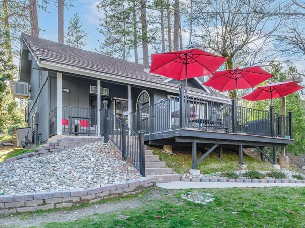 40670 Foxboro Ct, Bass Lake, CA 93604