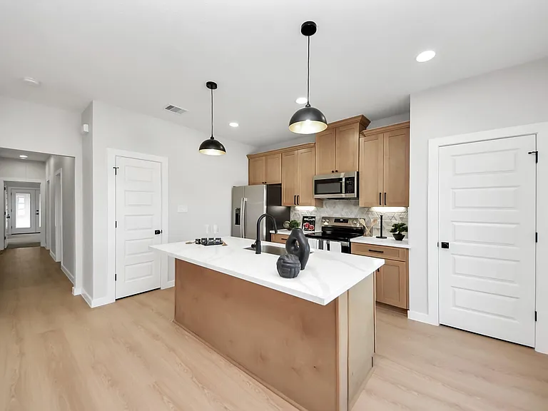 9824 Nedwald St — Photo 19