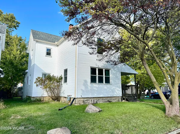 112 E Benton St, Wapakoneta, OH 45895