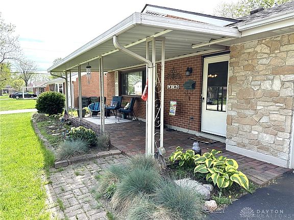 2nd image of 439 Glenrose St