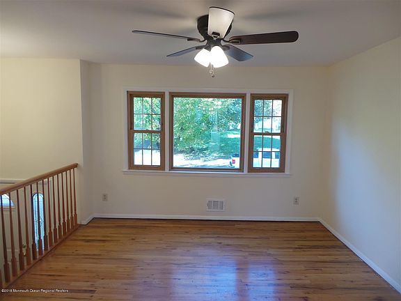 4th image of 1130 Brett Pl