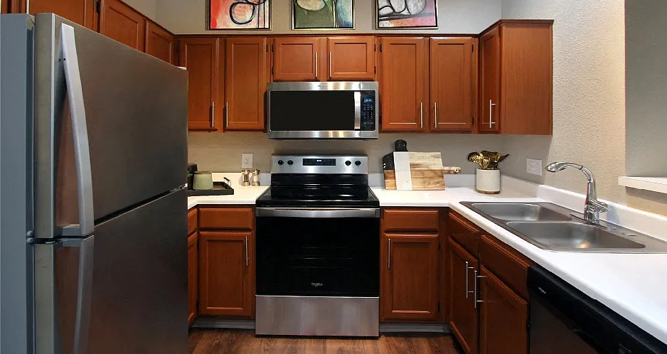 Lenox Village Apartments — Photo 2
