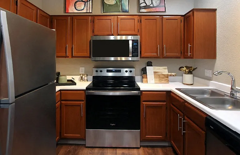 Lenox Village Apartments — Photo 2