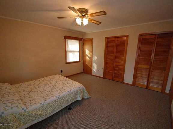 5th image of 1213 Pemberton St