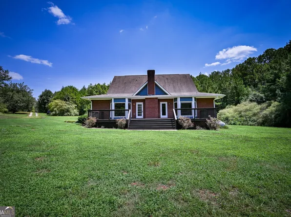 160 River Ln, Covington, GA 30016