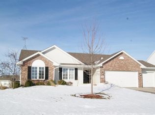 7250 Wyndridge Rd, Machesney Park, IL 61115