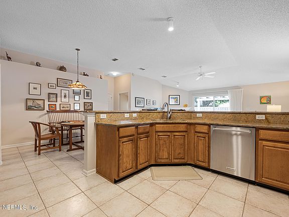 5th image of 4404 N PENNYCRESS Place