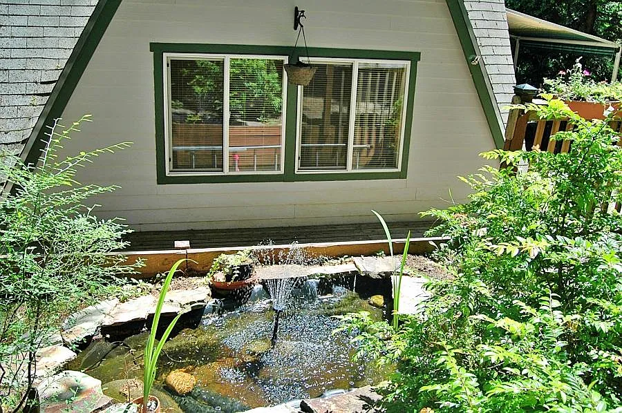 2 bed, 848 sqft, $2,100 — Photo 2