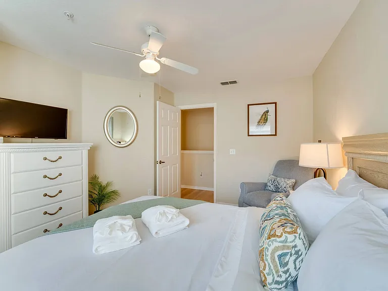 San Gallo Dr — Photo 21