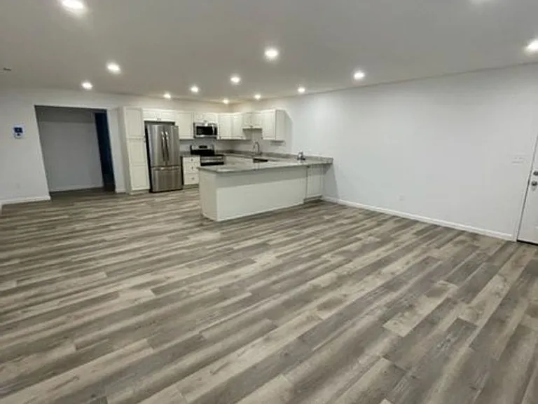 419 James Dr — Photo 19