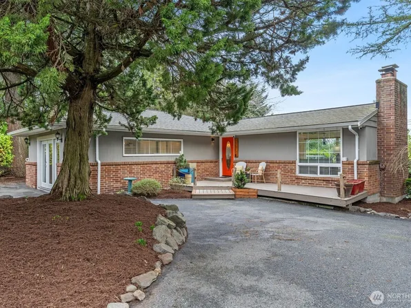 15612 38th Avenue NE, Lake Forest Park, WA 98155