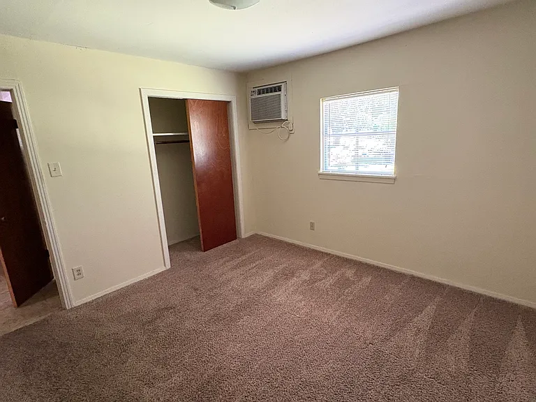 2603 Lily St #4 — Photo 3