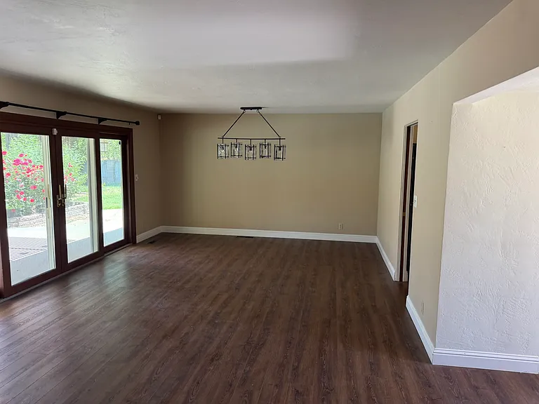6596 E Parlier Ave — Photo 6