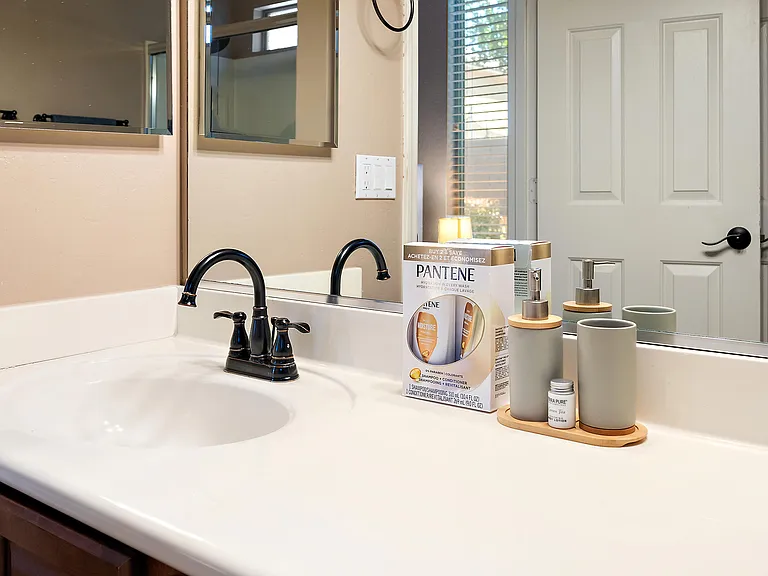 2938 E Blue Ridge Way — Photo 21