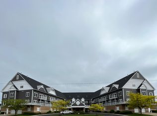 917 W Savidge St UNIT 17, Spring Lake, MI 49456