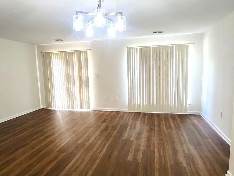 14510 London Ln — Photo 13