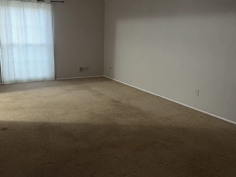 5715 Hobnail Cir — Photo 14
