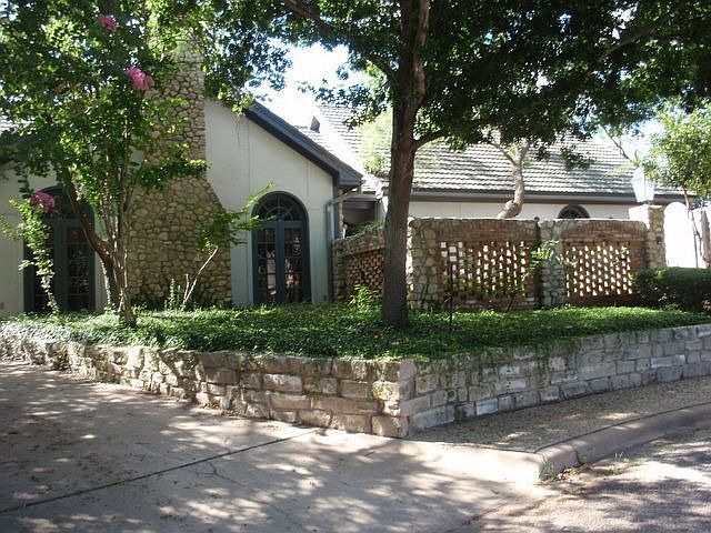 1st image of 1818 Driftwood Ct