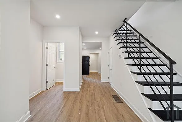 1814 S Taylor St — Photo 4