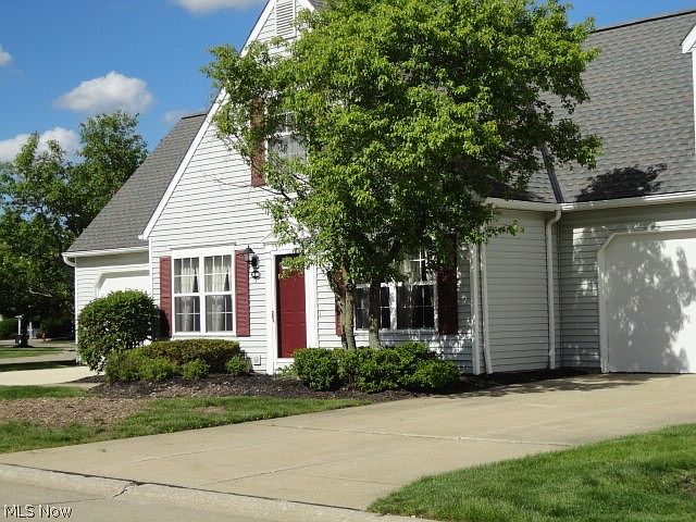 1st image of 24690 Thicket Ln #32