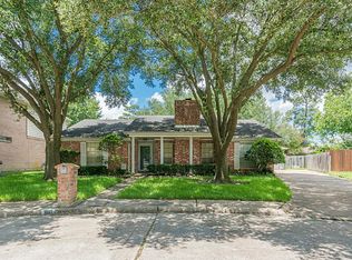 310 Edgeton Ct, Houston, TX 77015