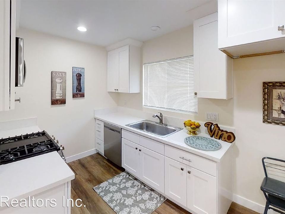 1st image of 34511 Amberwood Pl