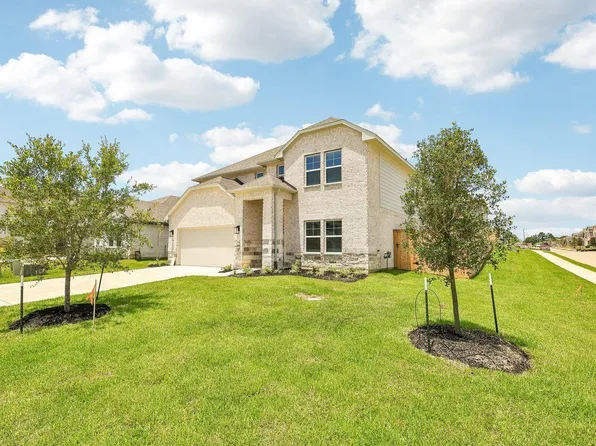 204 Raine Manor Ct, Montgomery, TX 77316