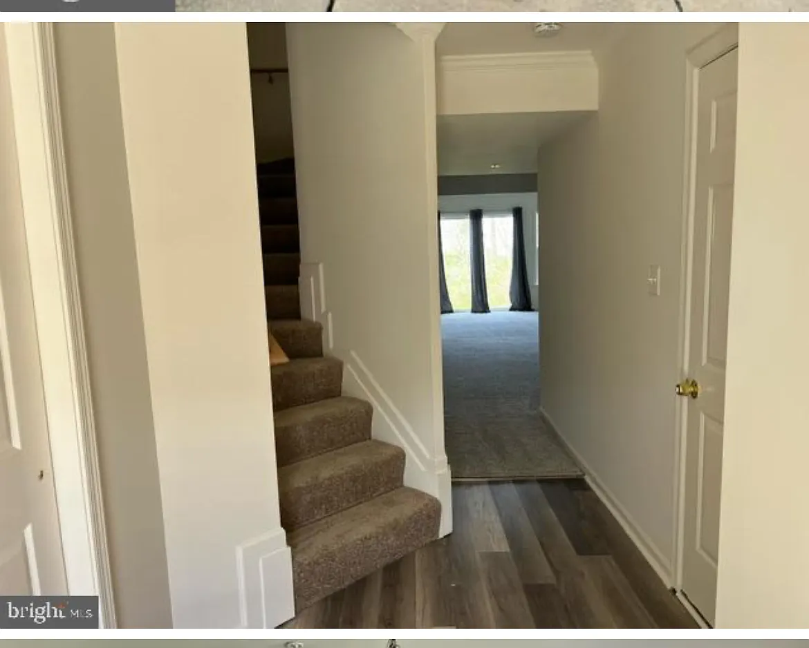 3 bed, 2.5 bath, 2460 sqft, $2,400 — Photo 3