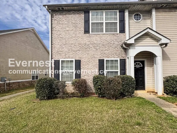 8637 Thomas Rd, Riverdale, GA 30274