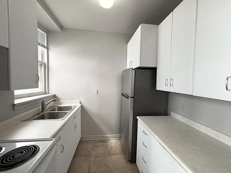 29 S State St #715 — Photo 12
