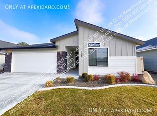 3956 N Chelmsford Ave, Meridian, ID 83646