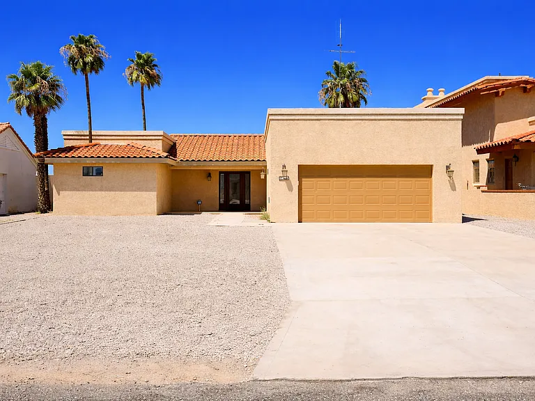 725 Paseo Granada — Photo 32