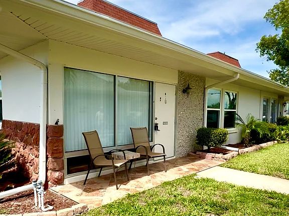 2nd image of 4355 Tahitian Gardens Cir APT D