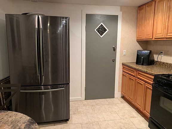 4th image of 12038 238th St