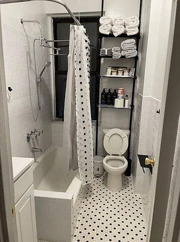 4 bed, 225 sqft, $1,000 — Photo 3